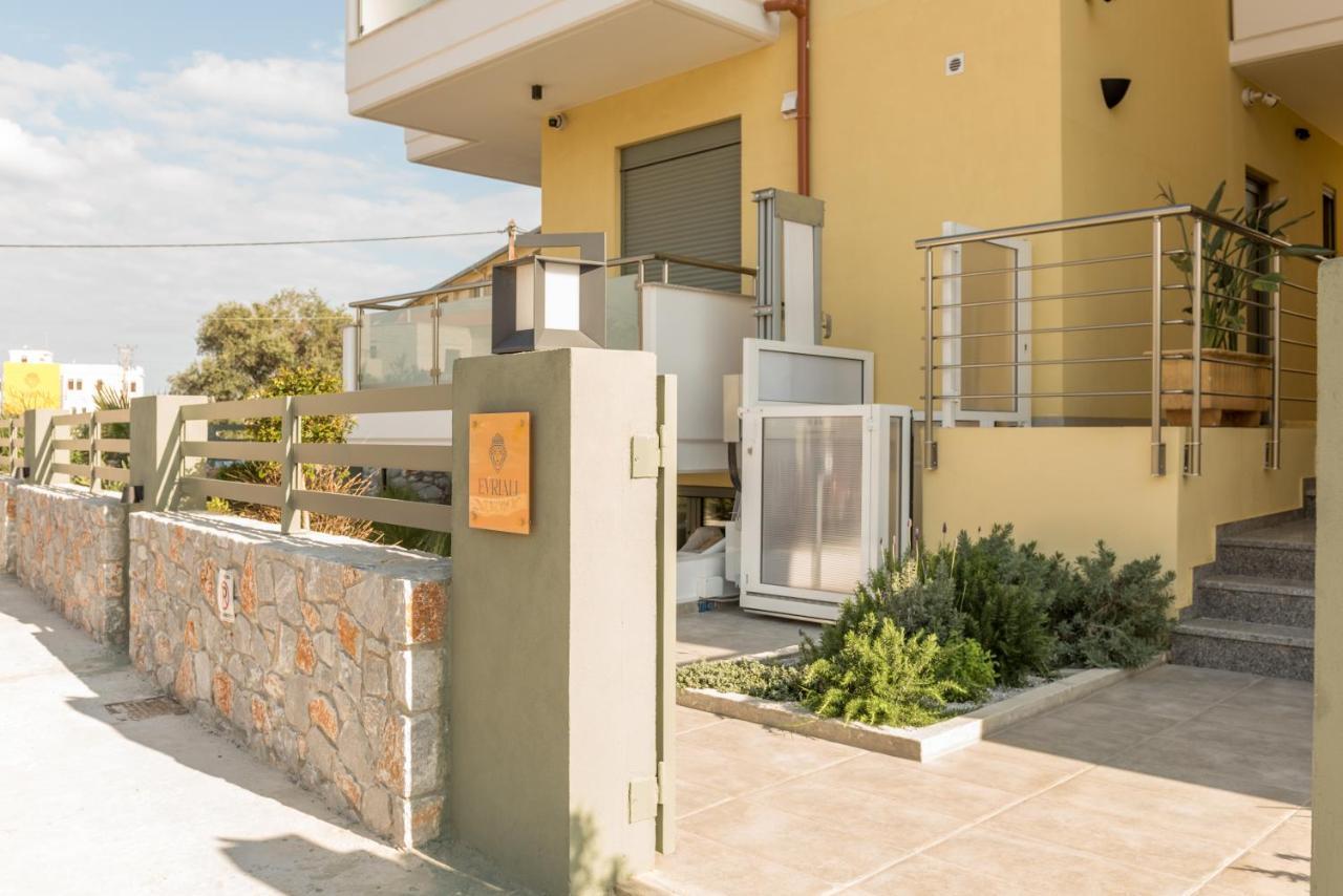 Evriali Comfort Living Palaiochora Exterior foto